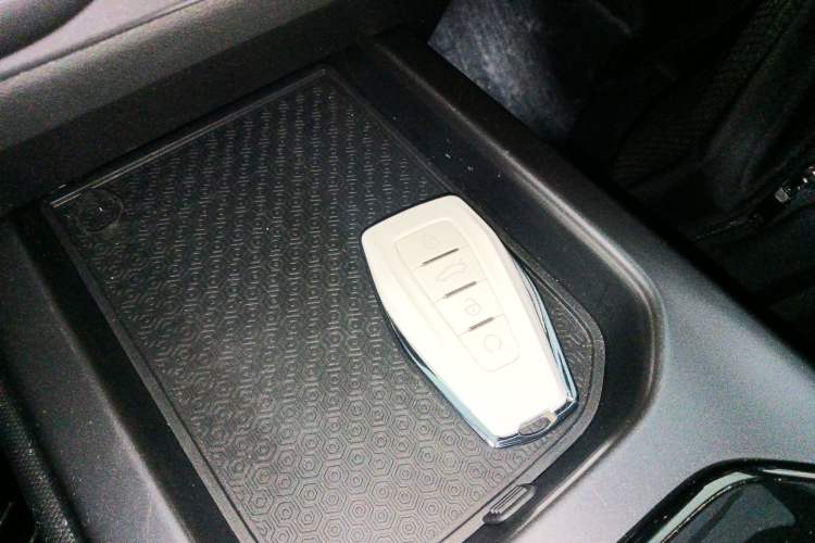 Used Geely Auto Cowboy 2025 1.5TD Fun-Offroad Version Interior 1