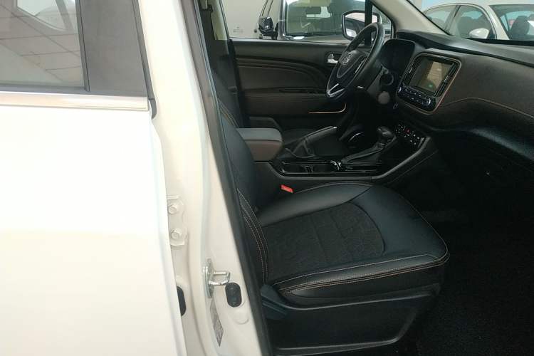 Used GAC Trumpchi GS3 2019 235T Automatic Elite Edition Right Front Seat