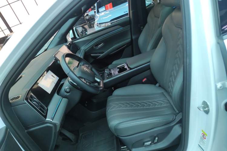 Used BYD Song L DM-i 2025 Intelligent Driving Version 160 km Beyond-Range Type