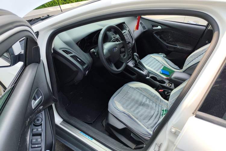 Used Ford Focus 2012 Hatchback 1.6L Automatic Comfort Model