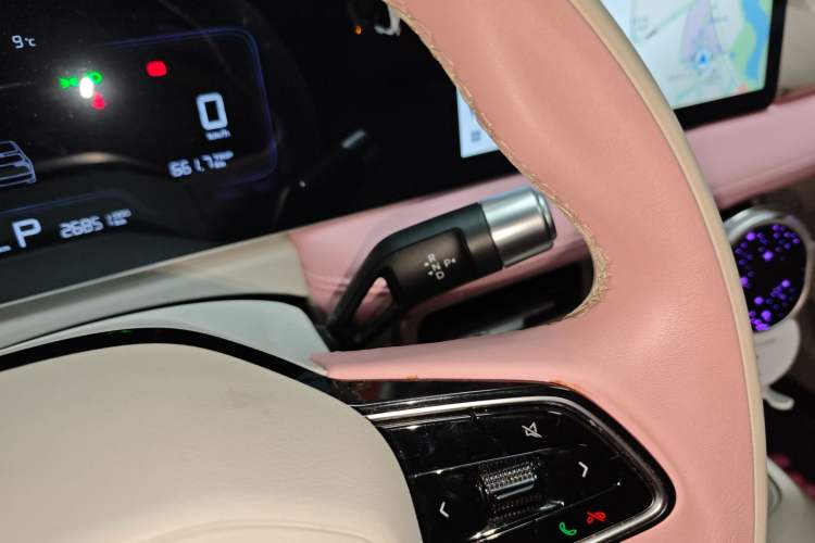 Used Geometry E Firefly 2024 301km Starlight Gear Lever