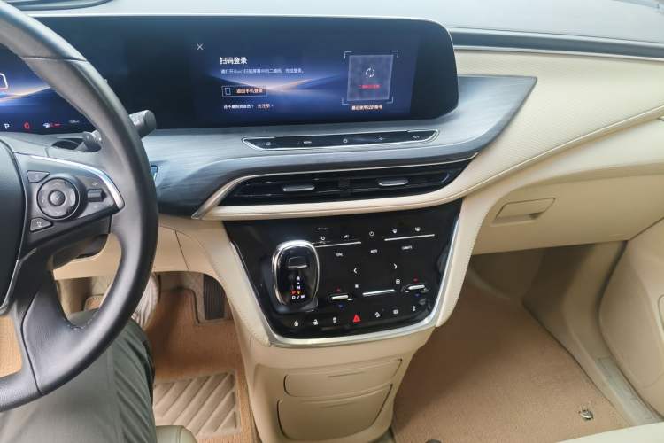Used Buick GL8 2023 ES Lu Zun Luxury Model Audio And AC Panel
