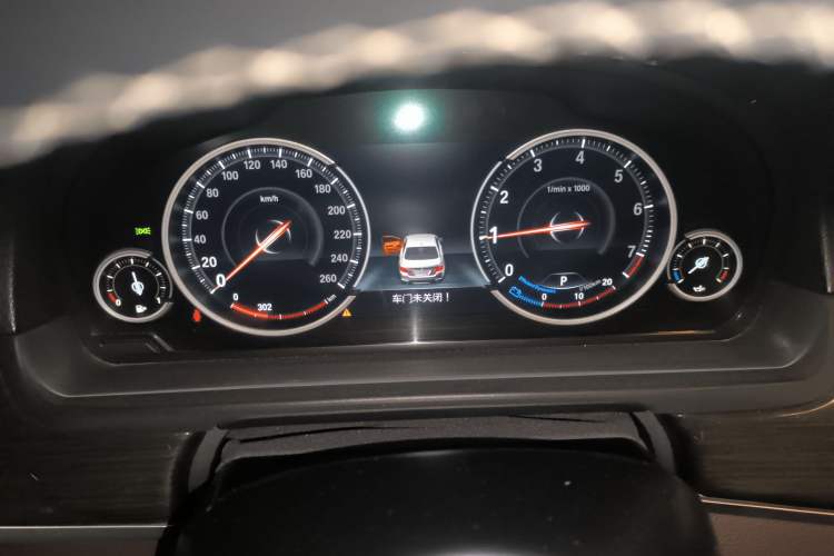 Used BMW 5 Series 2014 525Li Luxury Design Package