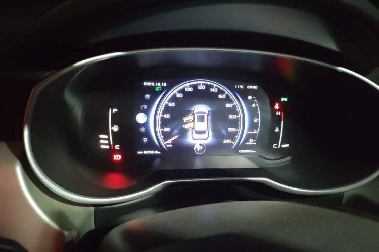 Used Geely Auto Emgrand X7 Sport 2018 1.8TD Automatic Two-Wheel Drive Smart Connect 4G Internet Edition