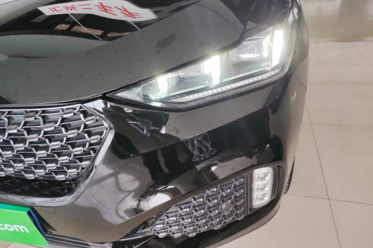 Used Wey VV6 2020 2.0T Two-Wheel Drive Smart Protection+