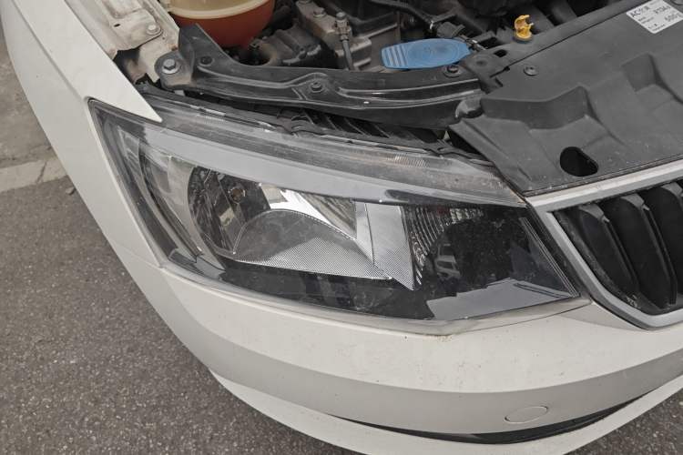 Used Skoda Fabia 2017 1.4L Automatic Car Enjoy Edition