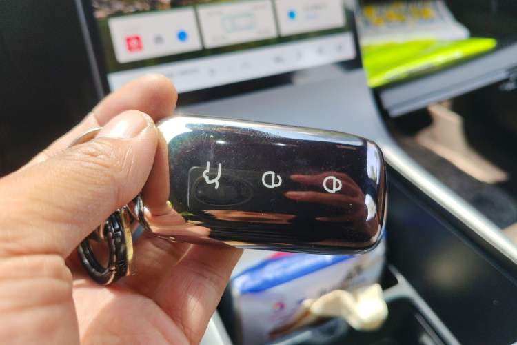 Used Geely Galaxy L6 2023 60km AIR