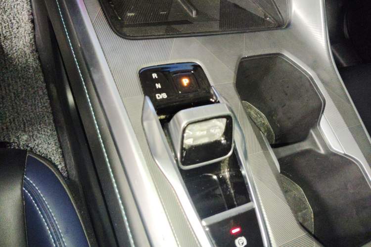 Used GAC Trumpchi GS3 2023 Shadow Speed 270T R-STYLE Edition
