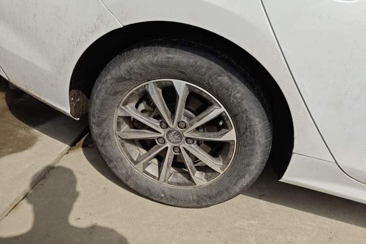 Used BYD Qin PLUS 2023 Champion Edition DM-i 55KM Leading Model Right Rear Wheel Hub