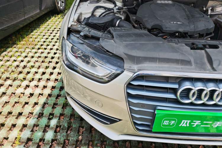 Used Audi A4L 2015 35 TFSI Millionth Anniversary Comfort Edition
