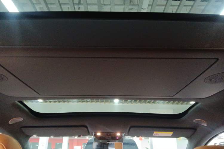 Used Li Auto i6 2025 Model Four-Wheel-Drive Standard Type