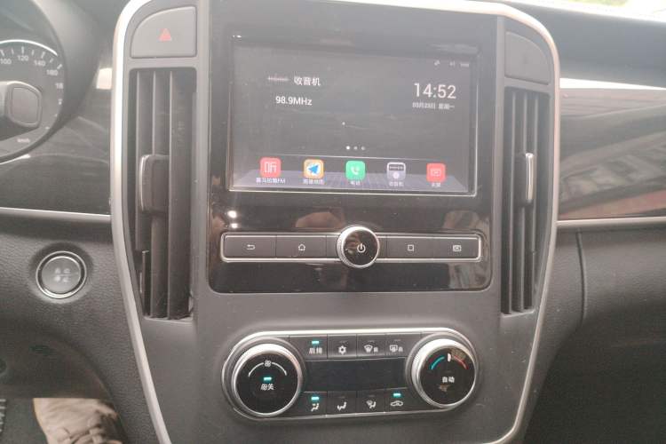 Used BYD Song MAX 2017 1.5T Manual Smart Connect Luxury 7-Seater