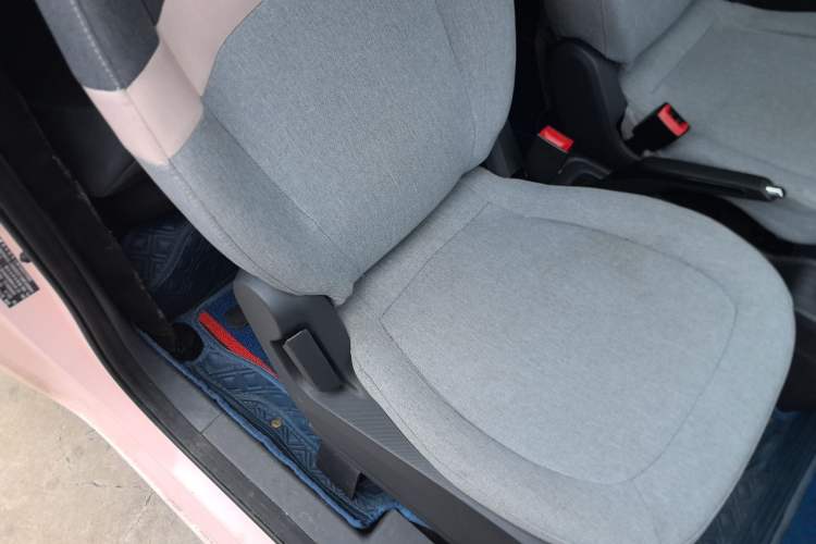 Used Wuling Hongguang MINIEV 2021 Macaron Fashion Model Lithium Iron Phosphate
