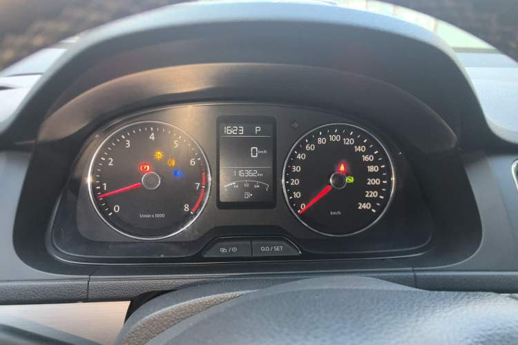 Used Volkswagen Lavida 2013 Restyled Classic 1.6L Automatic Comfort Edition