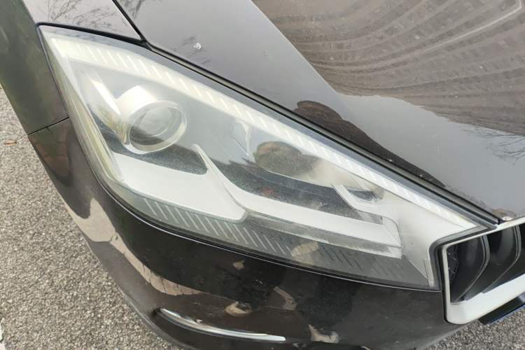 Used BORGWARD BX7 2016 28T 2WD Elite Edition 5-seater Right Front Headlight