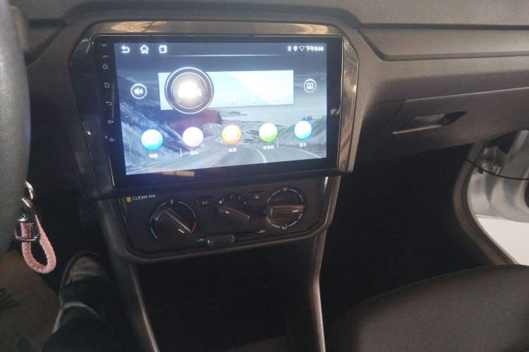 Used Volkswagen Jetta 2019 Dream Edition 1.4L Manual Fashion Version
