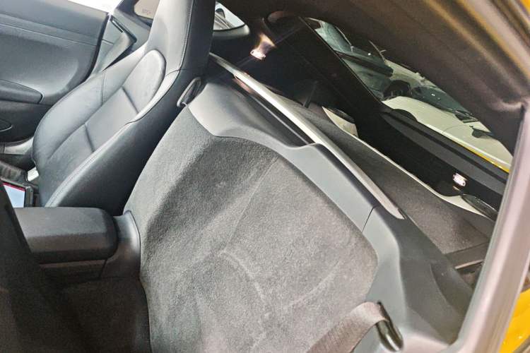 Used Porsche 718 2016 Cayman 2.0T
