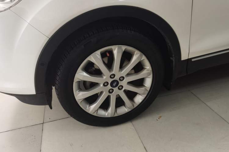 Used Ford Kuga 2015 2.0L GTDi Four-Wheel Drive Prestige Model Exterior 4