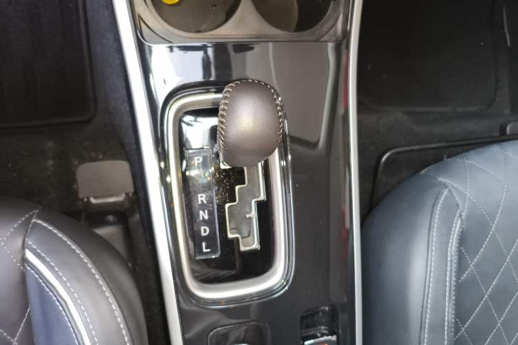 Used Mitsubishi Outlander 2020 2.4L 4x4 Zhi Xiang Edition 7-Seater
