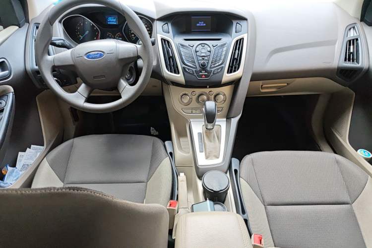 Used Ford Focus 2012 Sedan 1.6L Automatic Comfort Model

