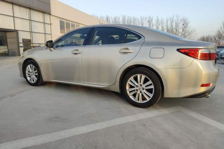 Used Lexus ES 2013 250 Elite Edition
