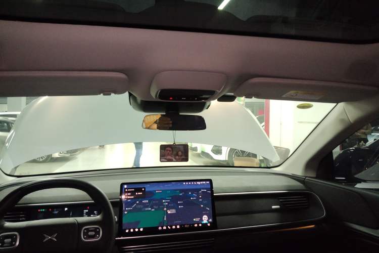 Used XPeng G6 2023 755 Ultra-Long Range Pro Headliner