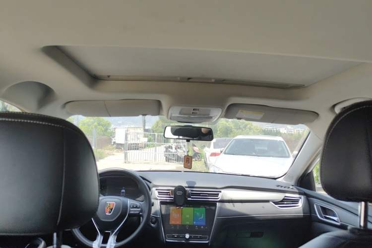 Used Roewe i5 2020 1.5L Automatic 4G Connect Luxury Flagship Edition