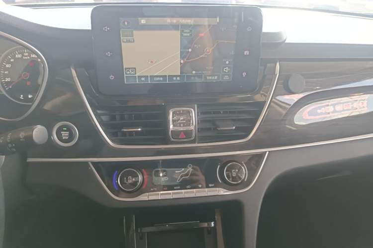 Used Baojun 560 2017 1.5T DCT Flagship Model