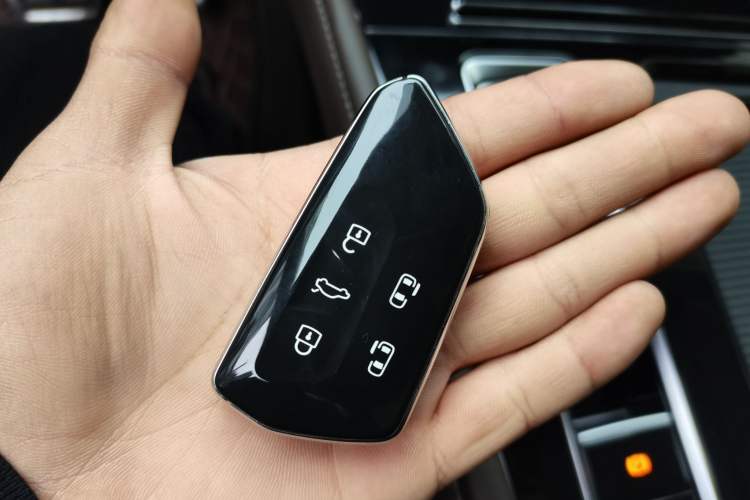 Used Volkswagen Viloran 2022 380TSI Prestige Edition Vehicle Key