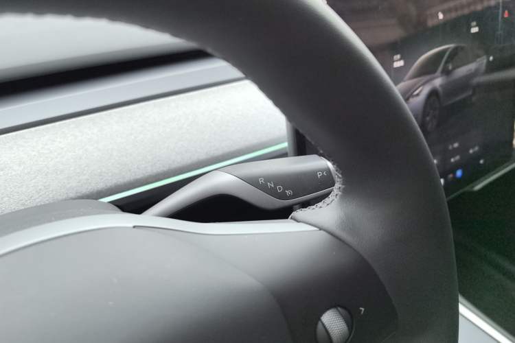 Used Tesla Model Y 2024 Rear-Wheel-Drive Version
