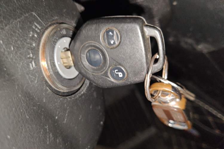 Used Subaru XV 2014 2.0i Comfort Edition