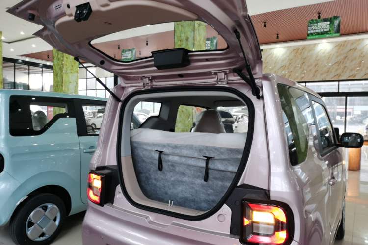 Used Geely Galaxy Panda 2024 Panda Mini 200km Endurance Bear