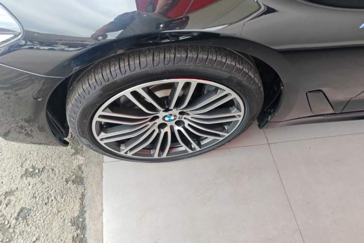 Used BMW 5 Series 2018 Restyled 530Li Luxury Edition M Sport Package
