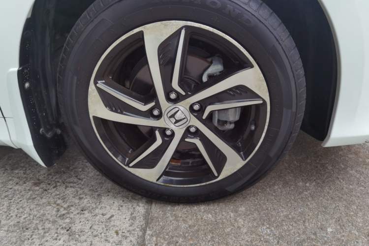 Used Honda Odyssey 2015 Updated Version 2.4L Smart Edition