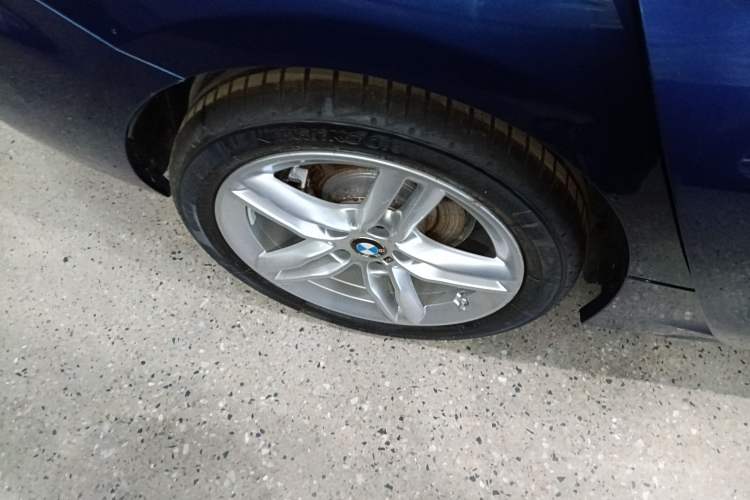 Used BMW 1 Series 2021 120i M Sport Night Edition Right Rear Wheel Hub