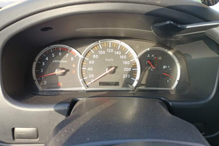 Used Nissan Paladin 2013 2.4L Two-Wheel Drive Standard Edition Emission Standard China IV