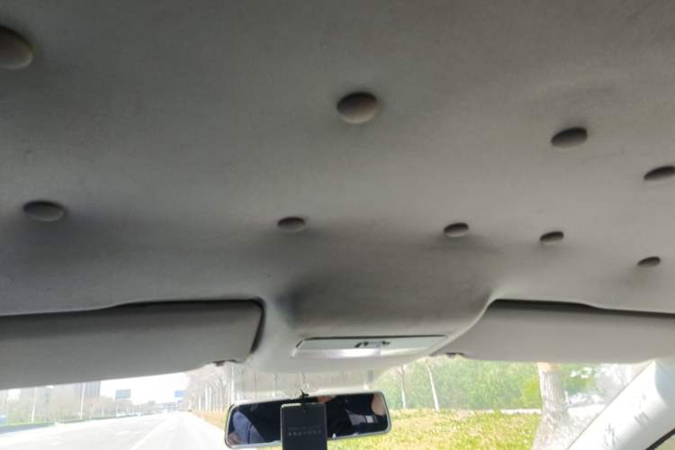 Used Volkswagen Polo 2013 1.6L Automatic Comfort Edition Headliner