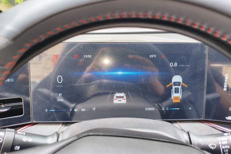 Used CHANGAN OSHAN X5 PLUS 2023 Revised Version 1.5T DCT Navigation Edition