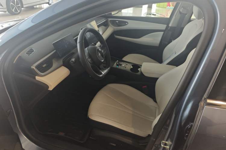 Used BYD Seal 05 DM-i 2025 DM-i Intelligent Drive 120KM Flagship Model
