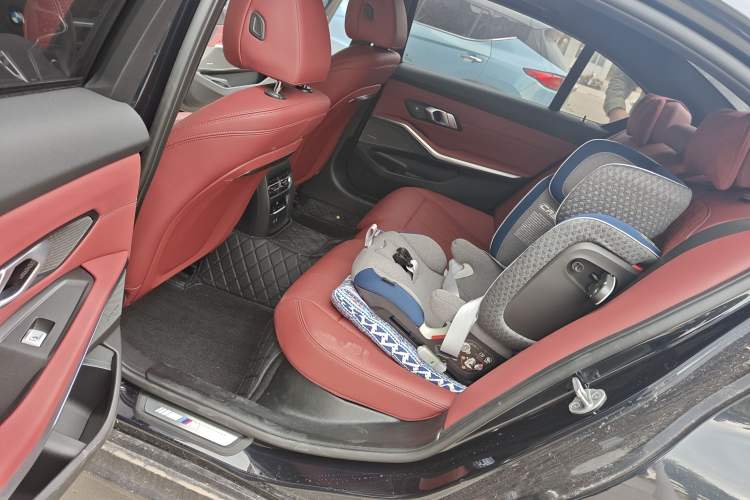 Used BMW 3 Series 2025 330Li Luxury Edition M Sport Night Edition Package
