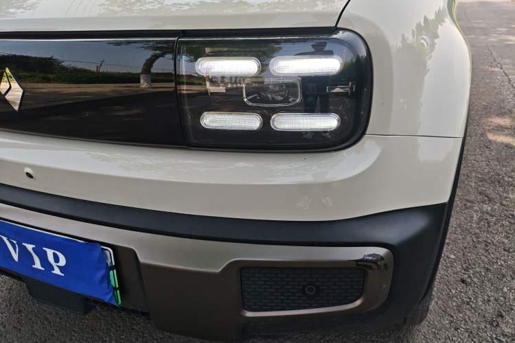 Used Baojun Spark EUV 2026 301km Flagship Edition Left Front Headlight