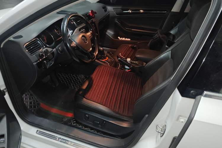 Used Volkswagen Sagitar 2018 280TSI DSG Luxury Model
