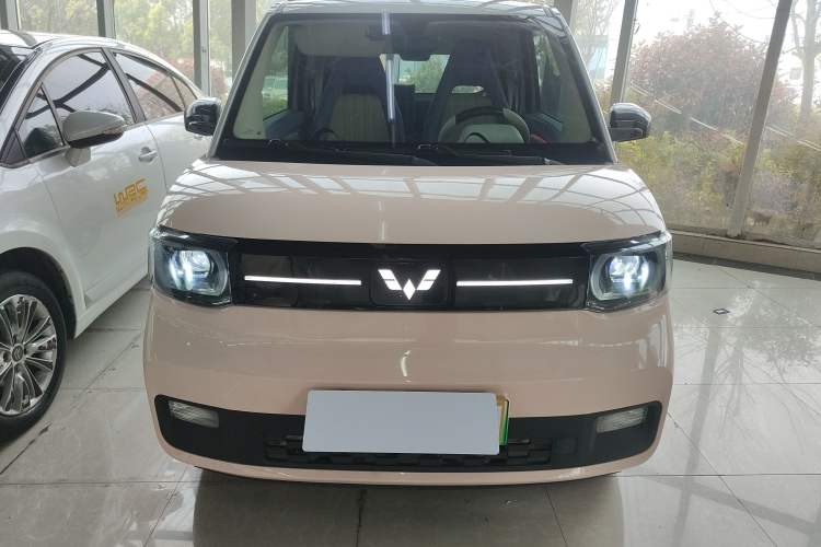 Used Wuling Hongguang MINIEV 2021 Macaron Premium Model – Lithium-NMC
