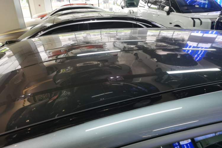 Used Nio ET5T 2025 Model Champion Commemorative Edition, 75kWh Touring
