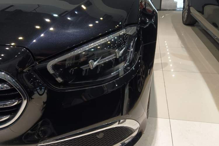 Used Mercedes-Benz E-Class 2022 Revised Version E 300 L Fashion Edition Left Front Headlight