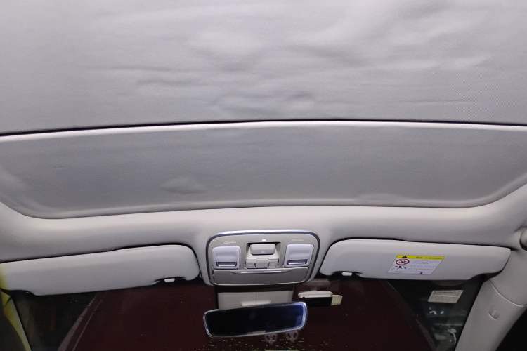 Used Geely Auto Emgrand GS 2018 Lingchao Edition 1.4T Automatic ZhenShang Smart Connectivity Model Headliner