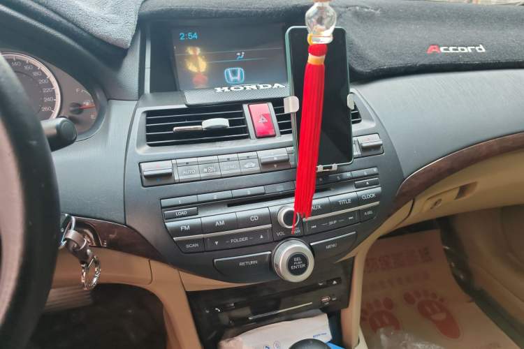 Used Honda Accord 2013 2.0L SE Audio And AC Panel