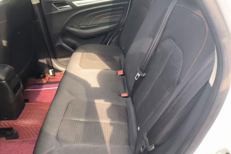 Used Roewe RX3 2021 PRO 1.6L Manual Flagship Model
