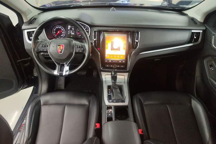 Used Roewe RX5 2020 20T Automatic 4G Connected Million Edition Audio And AC Panel