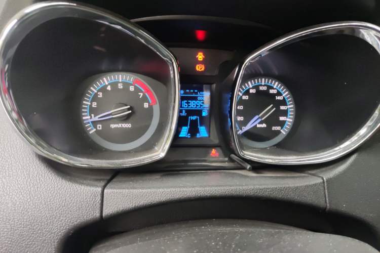 Used FAW Yingzhi G3 2014 1.5L Manual ZhiZun Edition